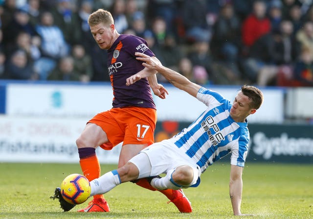 Kevin De Bruyne, left, completed 90 minutes for the the first time this season (Martin Rickett/PA)