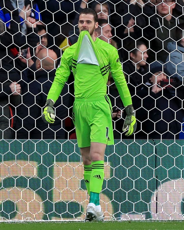 De Gea blunder helps rock-bottom Watford stun Manchester United