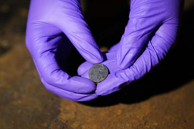 HMS Victory coin