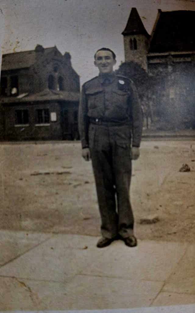 Black and white image of Monty Goldstein in uniform during the Second World War