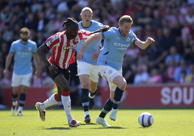 Southampton’s Lesley Ugochukwu (left) and Manchester City’s Kevin De Bruyne battle for the ball
