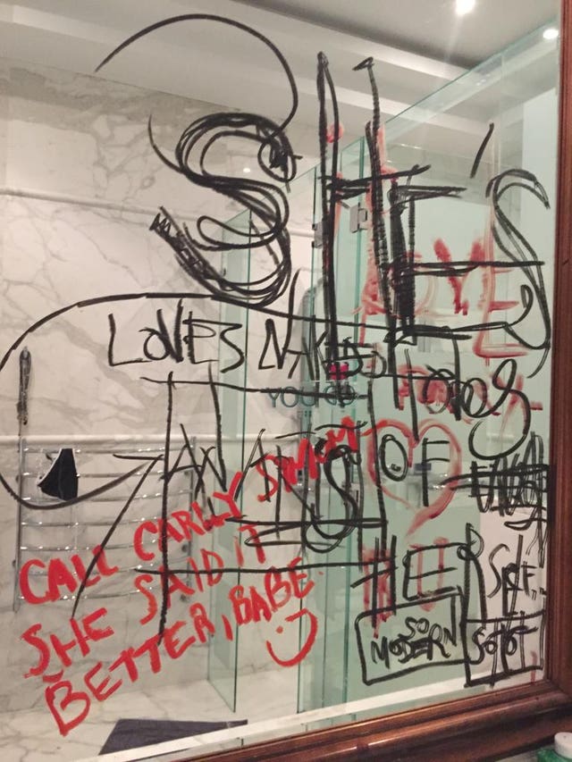 A mirror in the house where Johnny Depp and Amber Heard were staying in Australia in March 2015