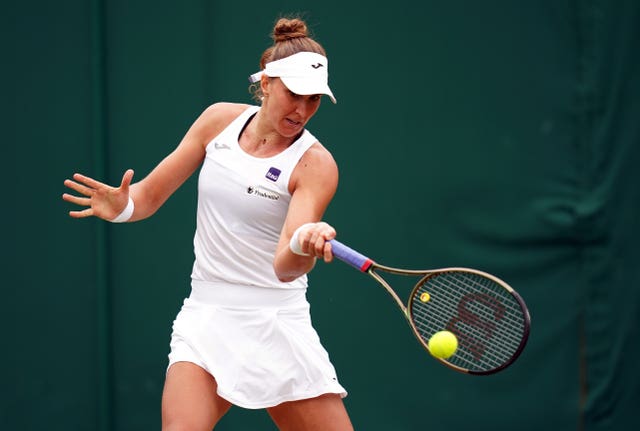 Beatriz Haddad Maia raced through into the fourth round