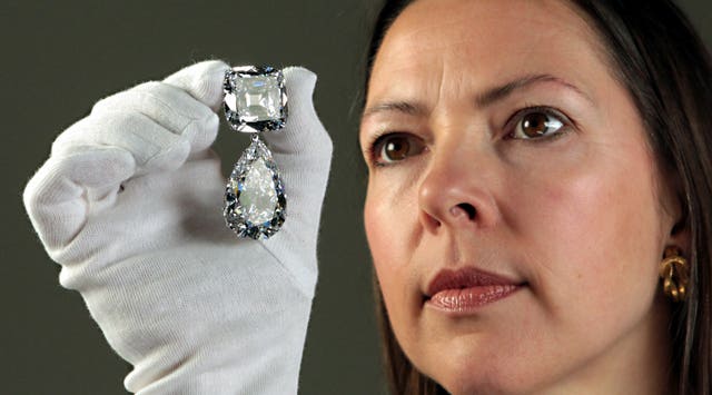The Cullinan Brooch at the Queen's Gallery in Buckingham Palace