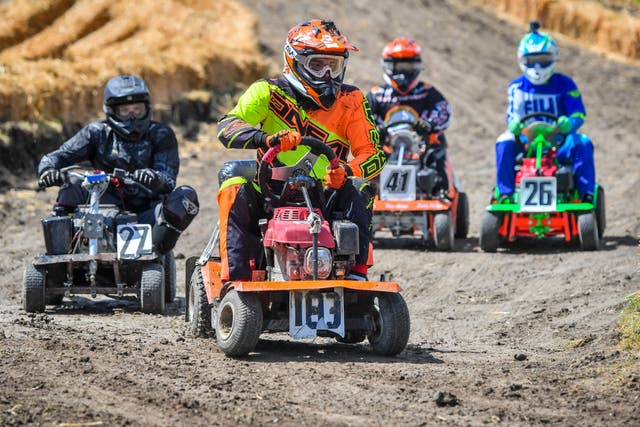 Lawn mower racing