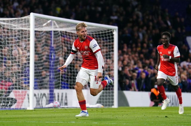 Emile Smith Rowe celebrates his strike
