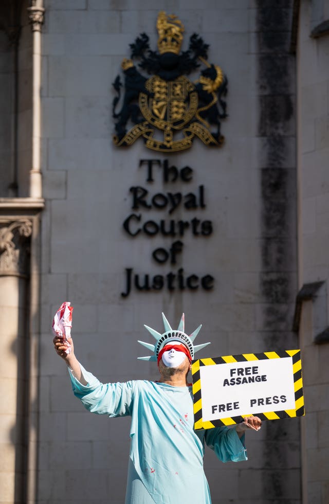 Julian Assange extradition