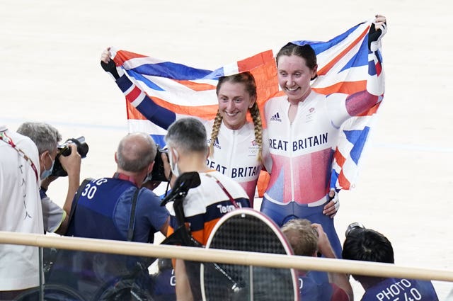 Kenny and Archibald celebrate winning gold