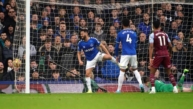 Lampard must rally an Everton side that has slipped to 16th in the Premier League