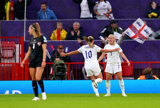 Beth Mead celebrates