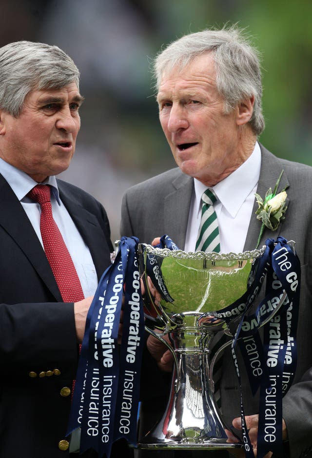 Tom Forsyth with former Celtic rival Billy McNeill 