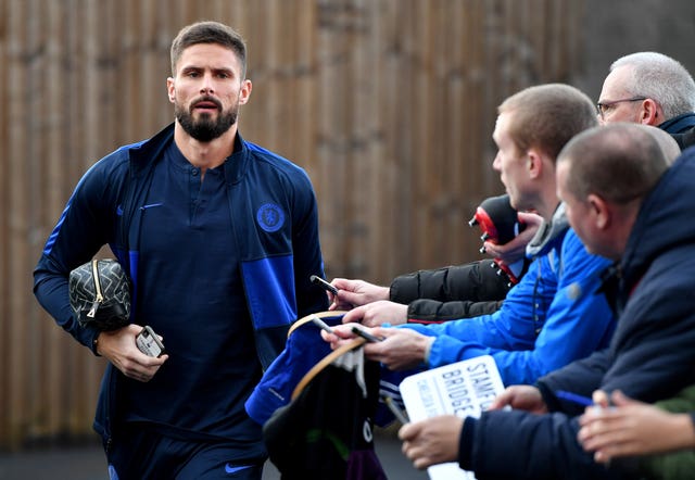 Olivier Giroud looks set to stick with Chelsea for the rest of the season 
