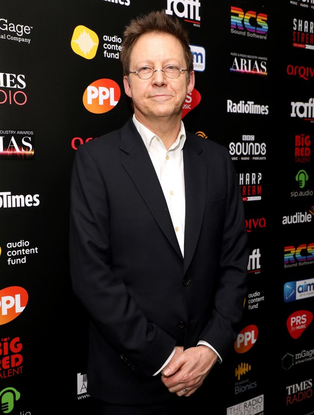 Simon Mayo