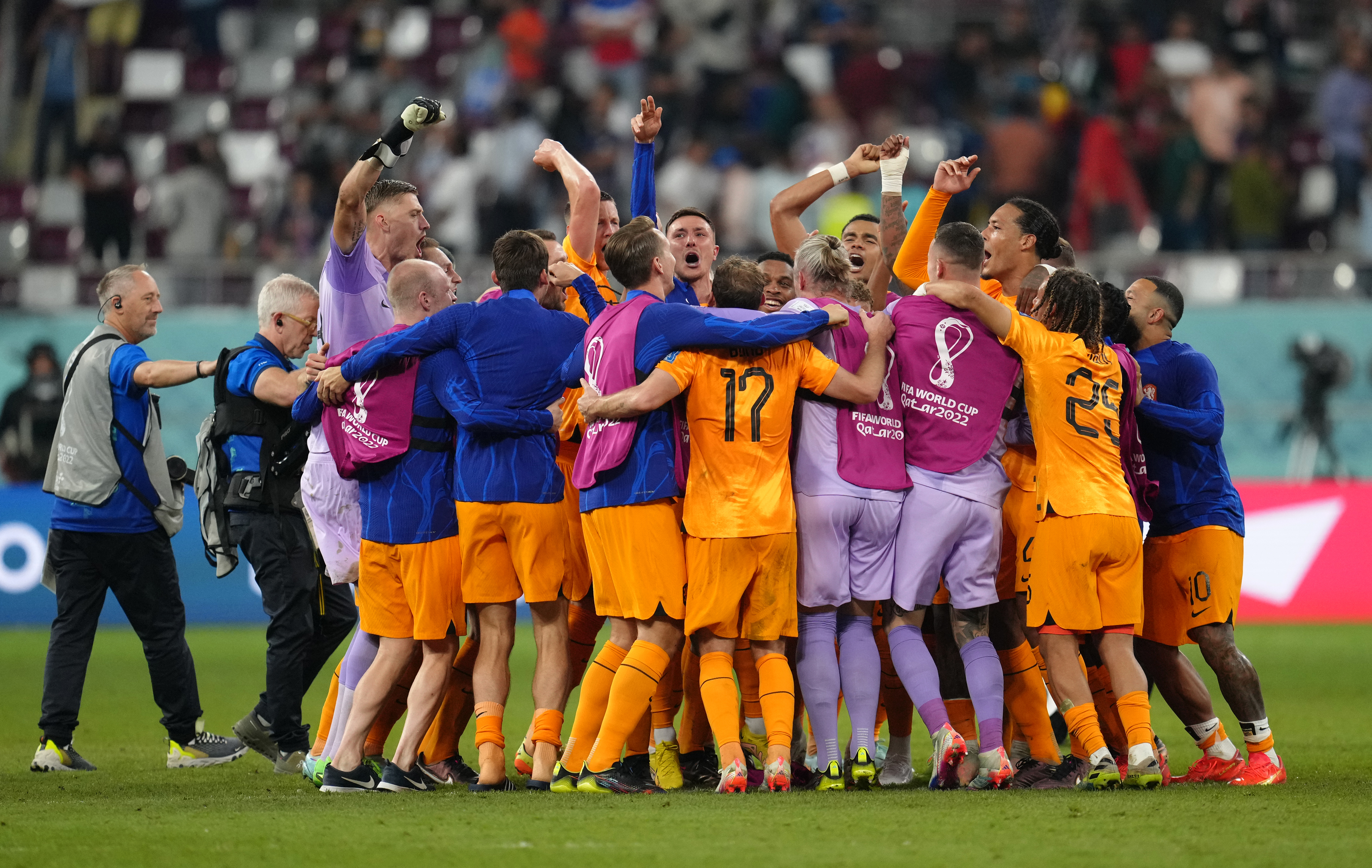 Netherlands became the first nation through to the last eight of the World Cup after beating USA