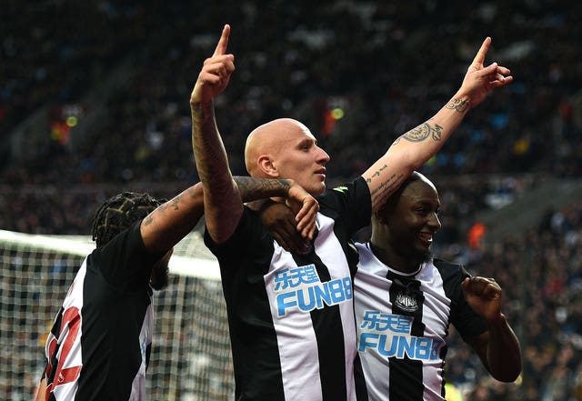 Jonjo Shelvey celebrates scoring a free-kick