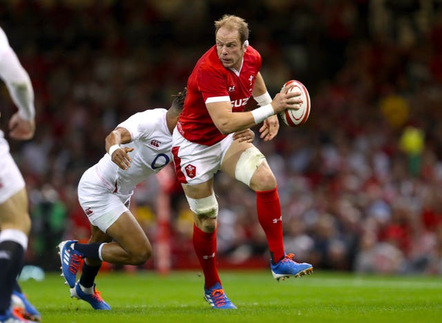 Alun Wyn Jones, right, will equal Gethin Jenkins' record on Monday