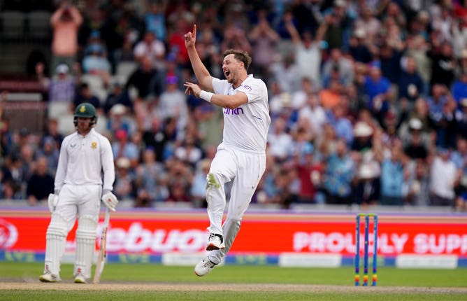 England v South Africa – LV= Insurance Test Series – Second Test – Day Three – Emirates Old Trafford
