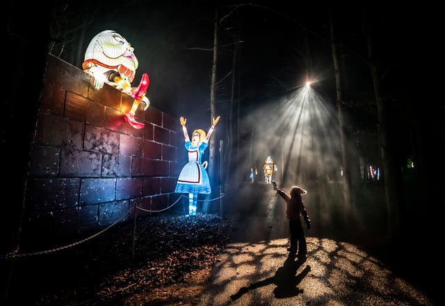 Alice in Winterland light trail