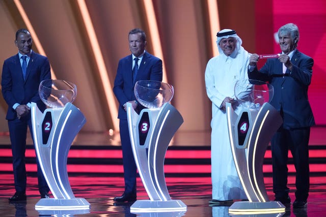 Bora Milutinovic draws out the team that could be Scotland or Wales