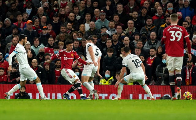 Ralf Rangnick praises reaction of Manchester United players in win over Burnley PLZ Soccer Ralf Rangnick praises reaction of Manchester United players in win over Burnley PLZ Soccer