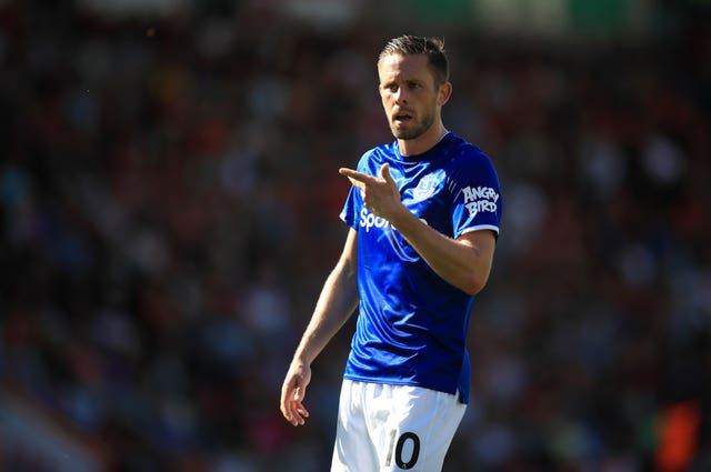 Gylfi Sigurdsson has called on Everton to stick together