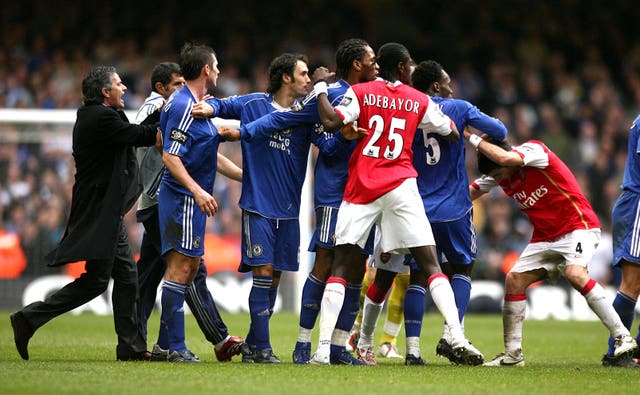Mourinho tries to keep the peace during Chelsea's League Cup final win over Arsenal in 2007 