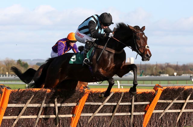 Bags Groove has a choice of options at Aintree