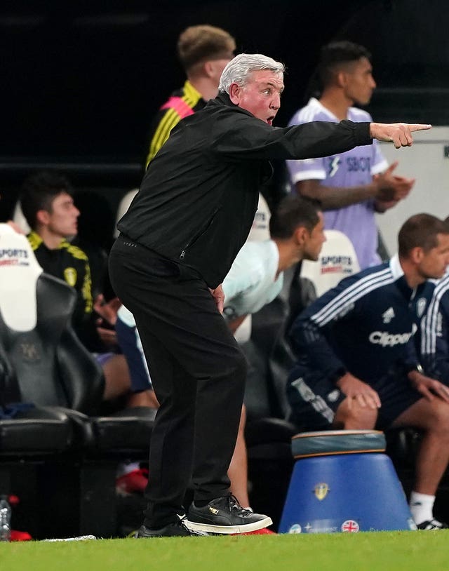 Allan Saint-Maximin earns Newcastle a draw as the pressure mounts on Steve Bruce