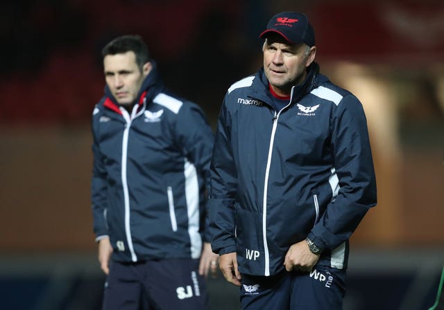 Wayne Pivac (right) enjoyed a successful stint in charge of the Scarlets