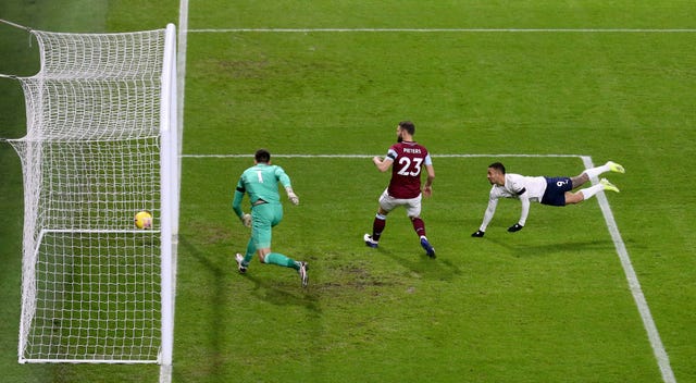 Manchester City’s Gabriel Jesus scores the opening goal 