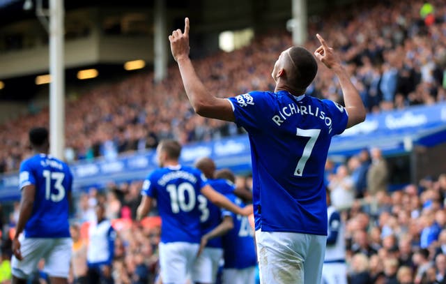 Richarlison celebrates scoring at Goodison Park 