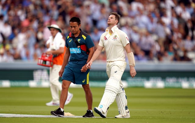 Steve Smith was persuaded to leave the pitch after the blow