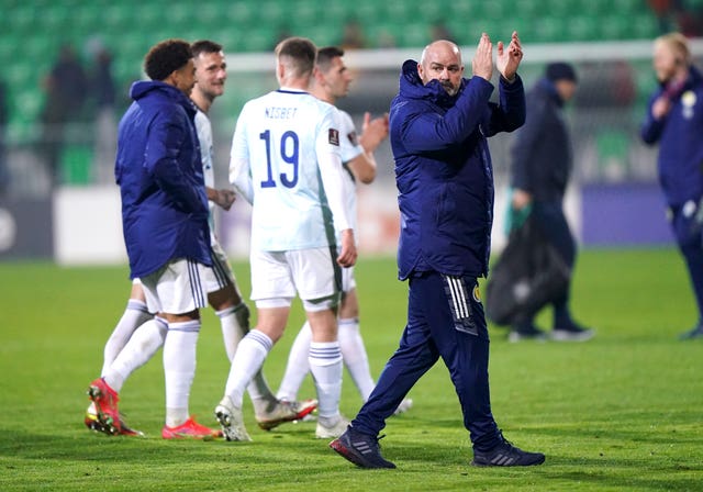 Steve Clarke admits selection dilemma ahead of Scotland’s match against Denmark PLZ Soccer Steve Clarke admits selection dilemma ahead of Scotland’s match against Denmark PLZ Soccer