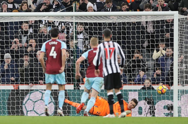 Nick Pope saves Joselu''s penalty