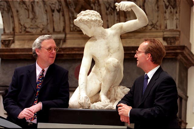V&A Close and Rintoul
