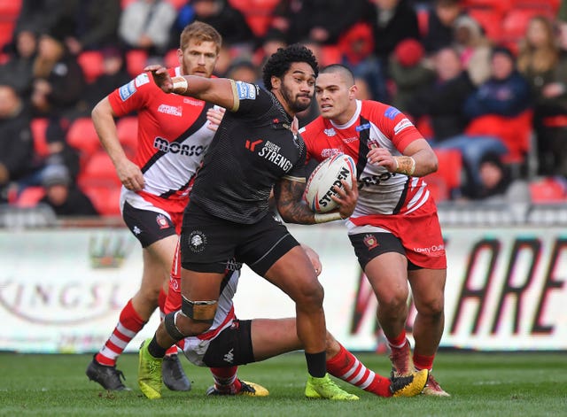 Toronto are still searching for their first win in Betfred Super League after losing 24-16 to Salford in a tense encounter at the AJ Bell Stadium