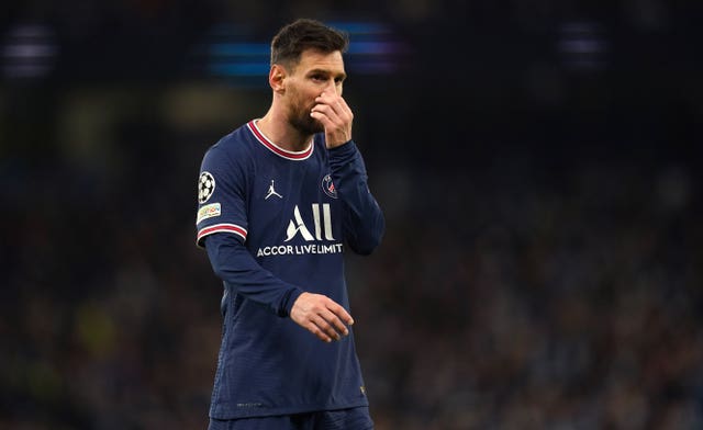 Ronaldo refutes claim his main aim is to win Ballon d’Or more times than Messi PLZ Soccer Ronaldo refutes claim his main aim is to win Ballon d’Or more times than Messi PLZ Soccer