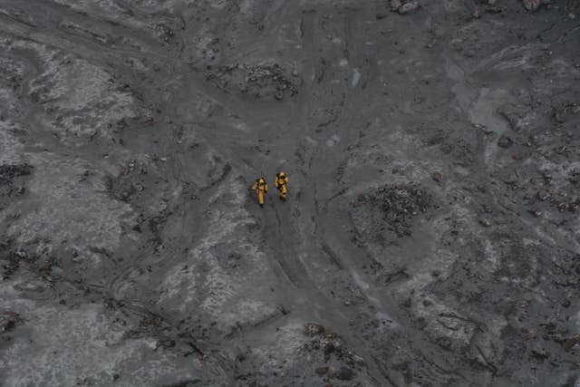 Six bodies taken off volcanic White Island