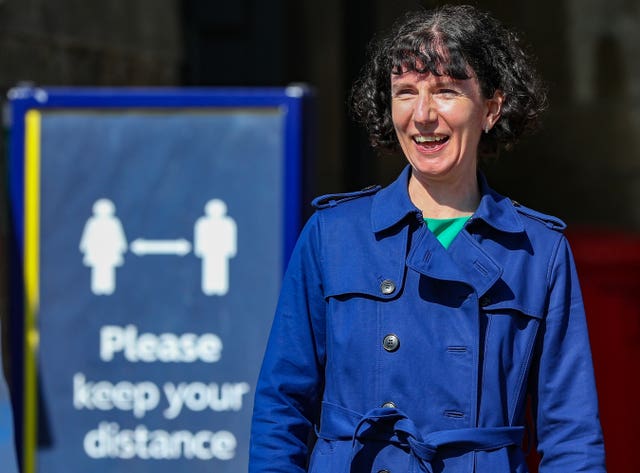 Anneliese Dodds visits Dewsbury