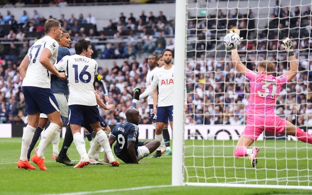 Sandro Tonali watches on helplessly as Newcastle score a second
