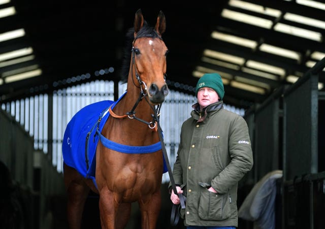 Fiddlerontheroof and Joe Tizzard on Wednesday morning