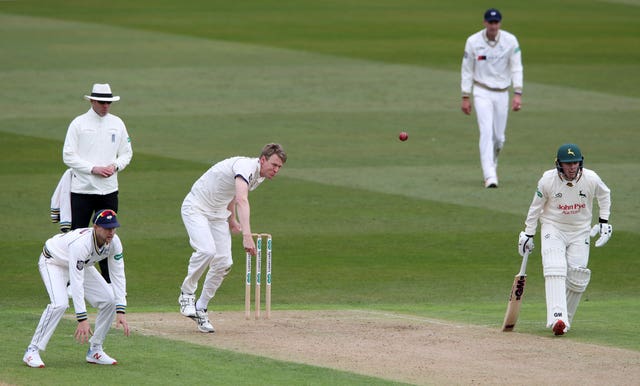 Steve Patterson bowling in simpler times.