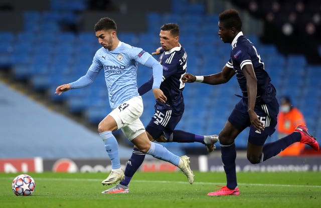Manchester City beat Olympiacos to maintain perfect Champions League start