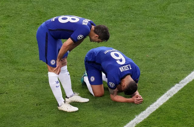 Thiago Silva was forced off through injury