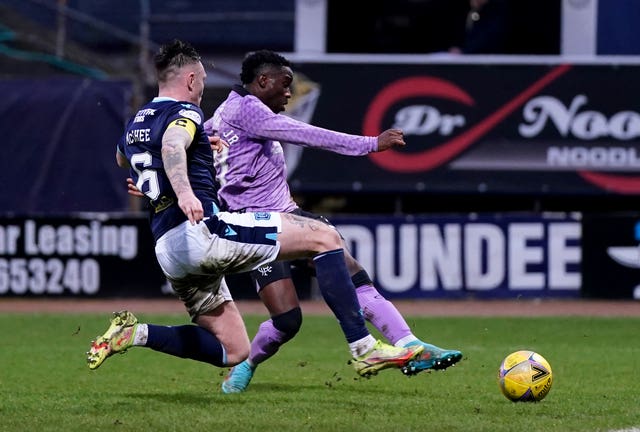 Fashion Sakala scores