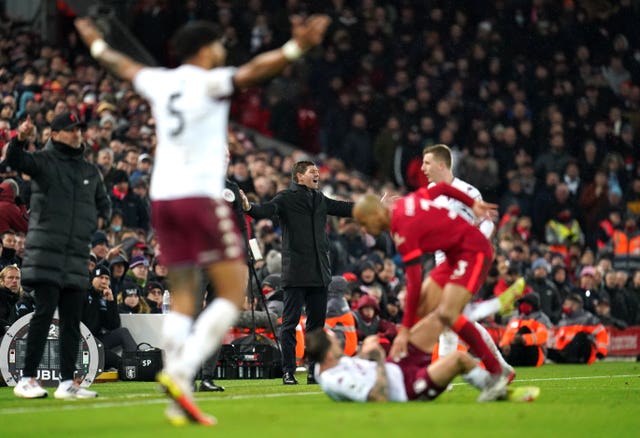Steven Gerrard “thankful” for Anfield reception as Aston Villa beaten on return PLZ Soccer Steven Gerrard “thankful” for Anfield reception as Aston Villa beaten on return PLZ Soccer