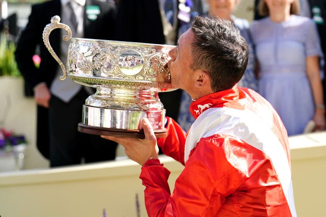 Plenty of relief in that kiss from Frankie Dettori