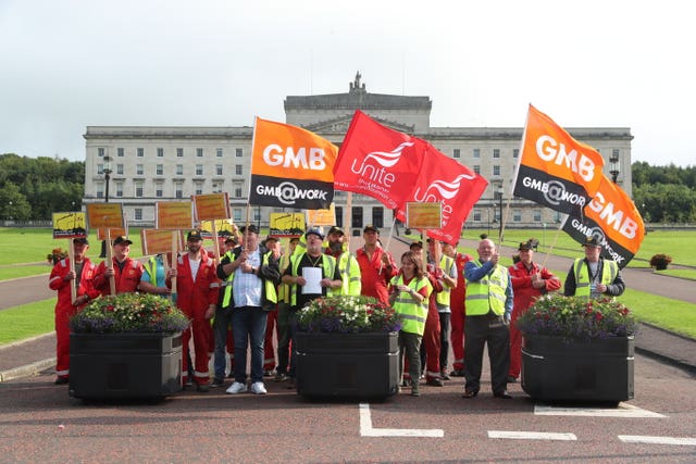 Harland and Wolff employees protest at Stormont House