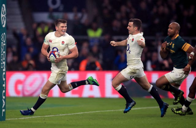 Owen Farrell, left, was among the try scorers when England made it 10 successive wins under Eddie Jones in 2016