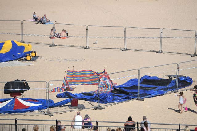 Girl dies on Gorleston beach